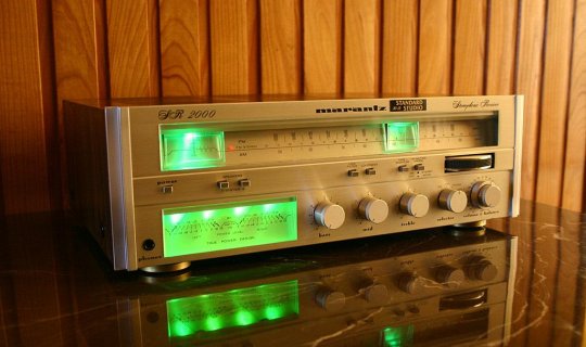 Marantz SR 2000