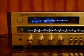 Sony STR-V4