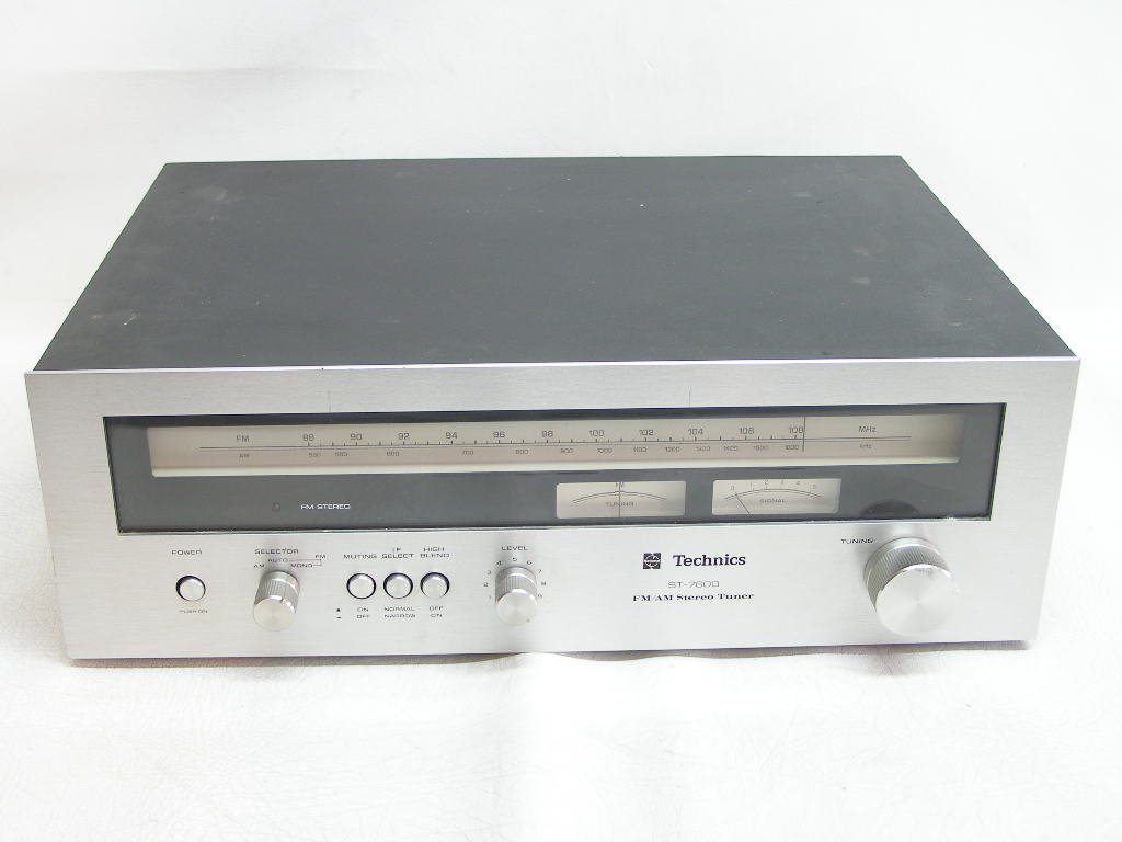 TECHNICS ST-7600