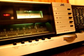 JVC JR-S201